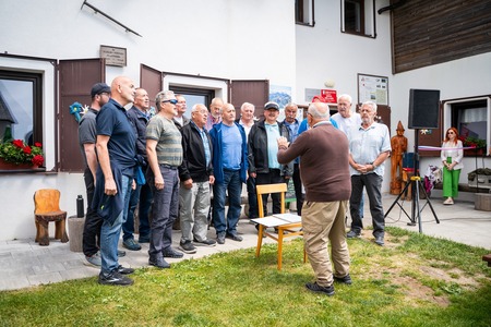 Odprtje najvišje ležeče knjižnice v Sloveniji (11)